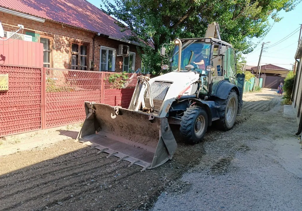 Экскаватор-погрузчик TEREX TLB 825 Экскаватор-погрузчик TEREX TLB 825