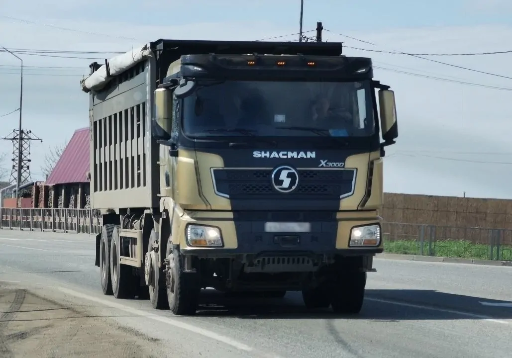 Самосвал SHACMAN X3000