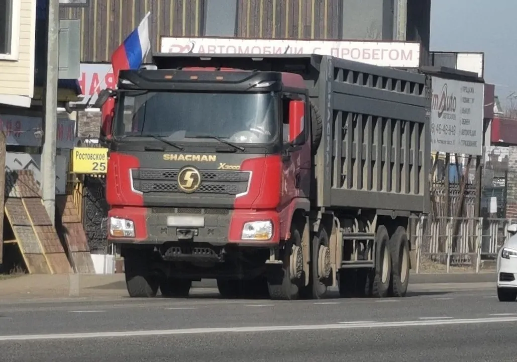 Самосвал SHACMAN X3000