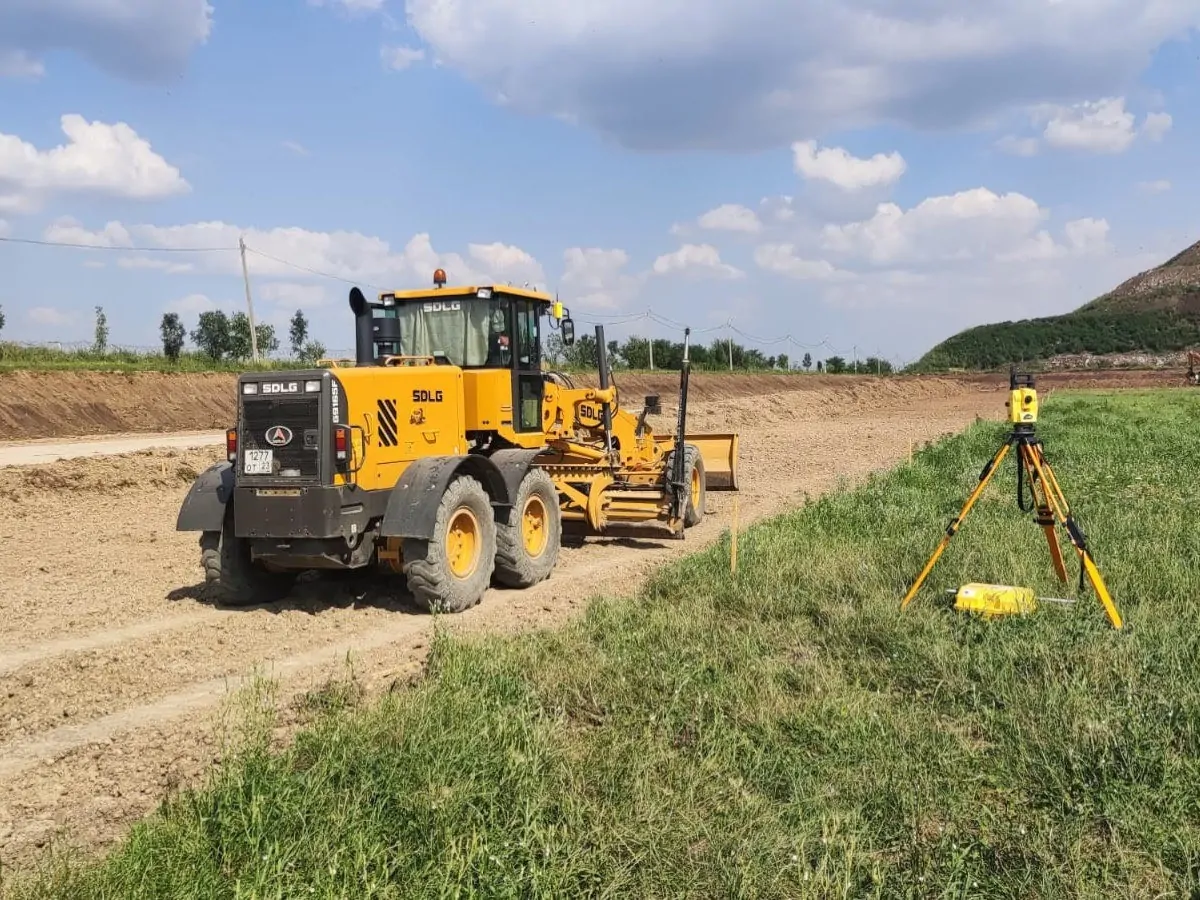 Автогрейдер SDLG G9165F