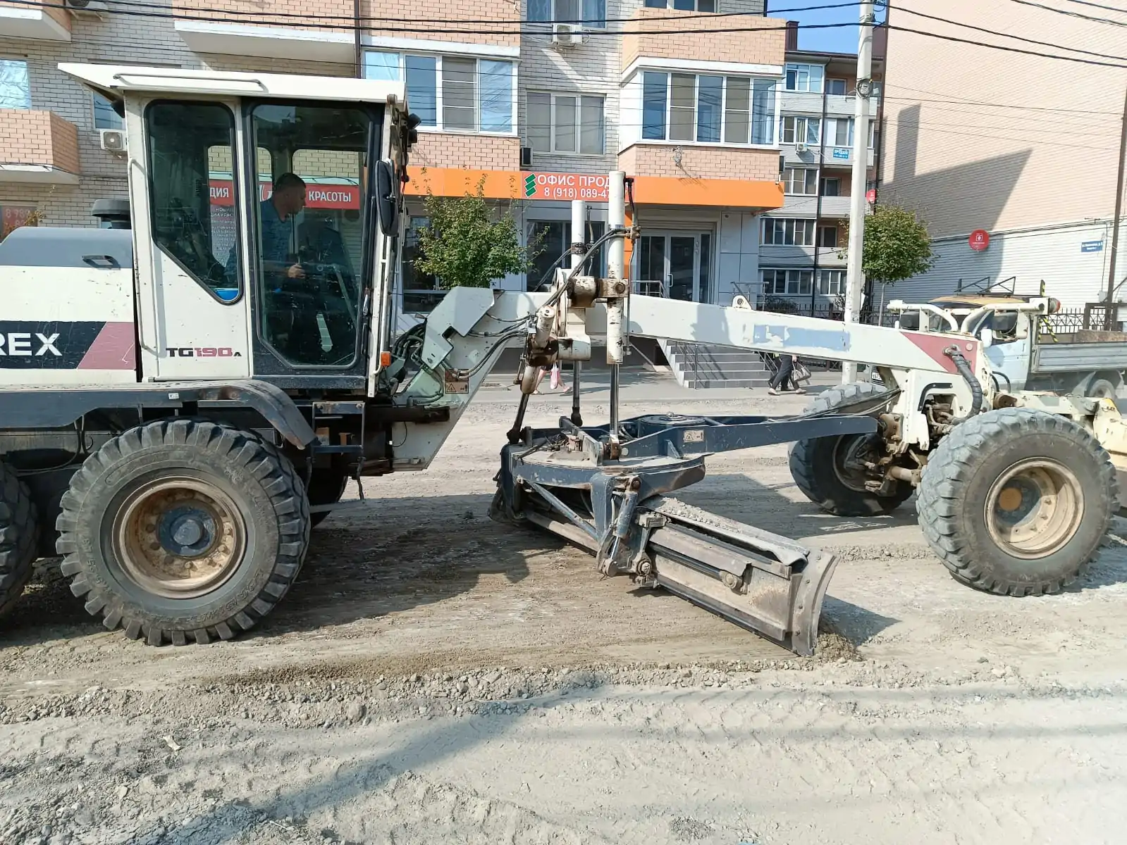 Автогрейдер TEREX TG190