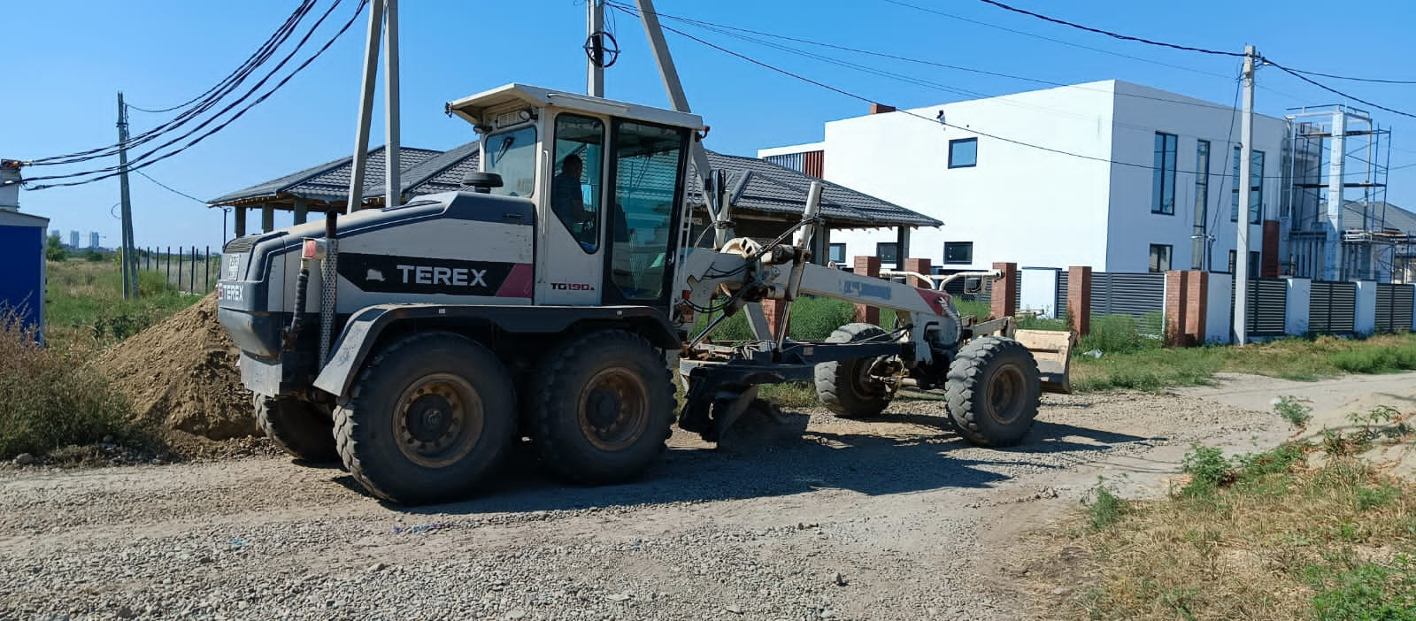 Автогрейдер TEREX TG190 - Строительство дорог в Краснодаре и Краснодарском  крае | ООО «КДМ»